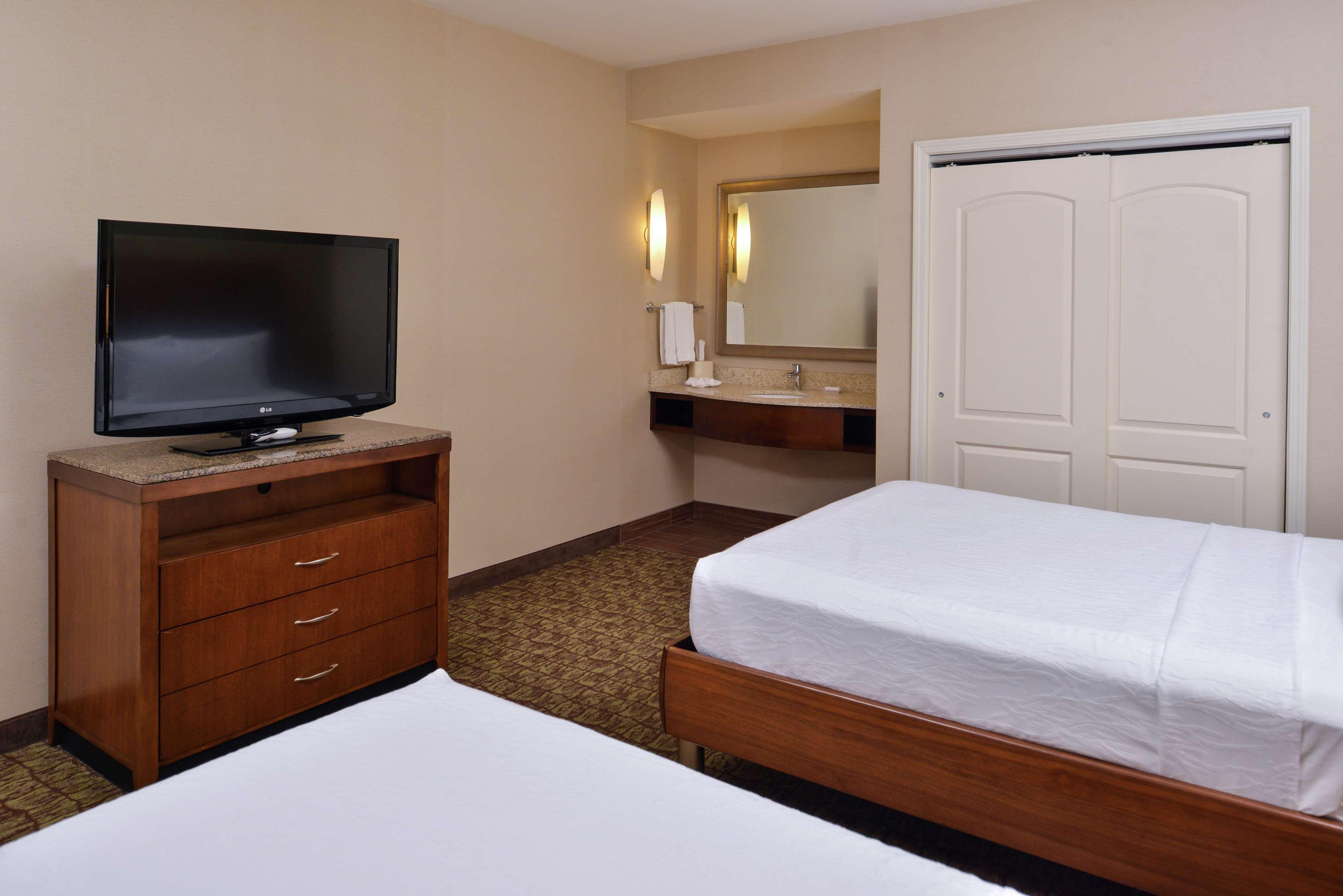 Hilton Garden Inn Boise Spectrum Eksteriør billede